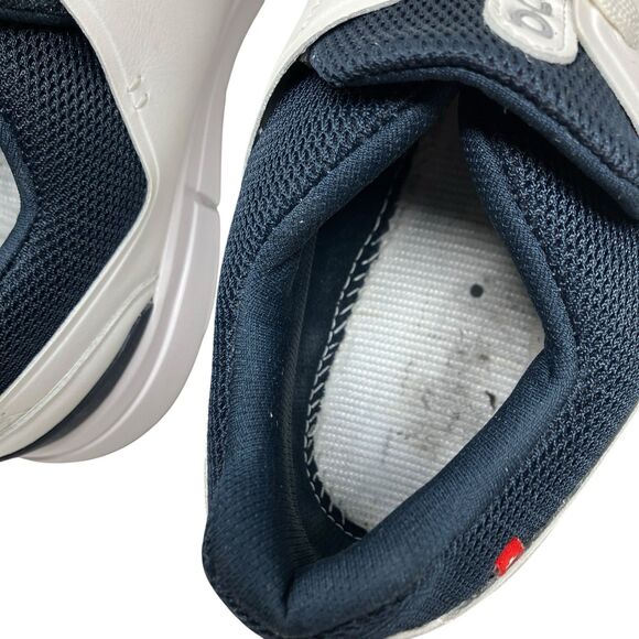 On Running Sneakers Mens 11 White Leather The Roger Advantage INSOLES MISSING
